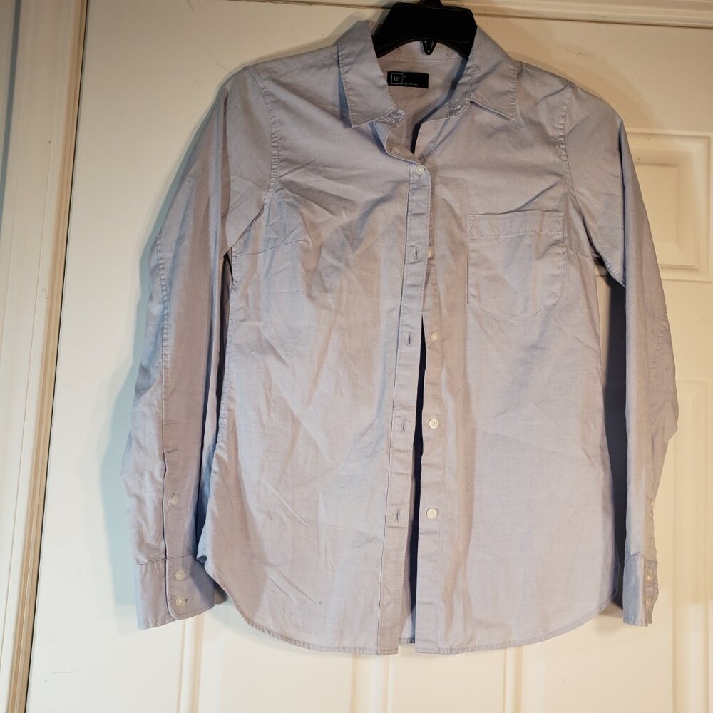 GAP CUTE LONGSLEEVE WOMAN SHIRT SIZE S BUTTON UP COTOON